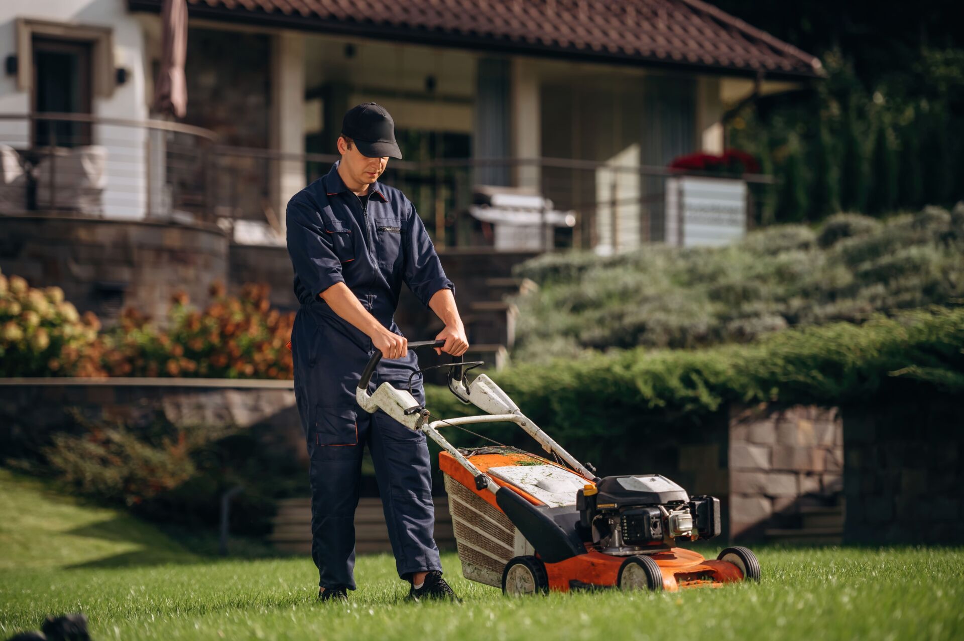 Franchise or Independent Startup for Your Property Maintenance Business in BC